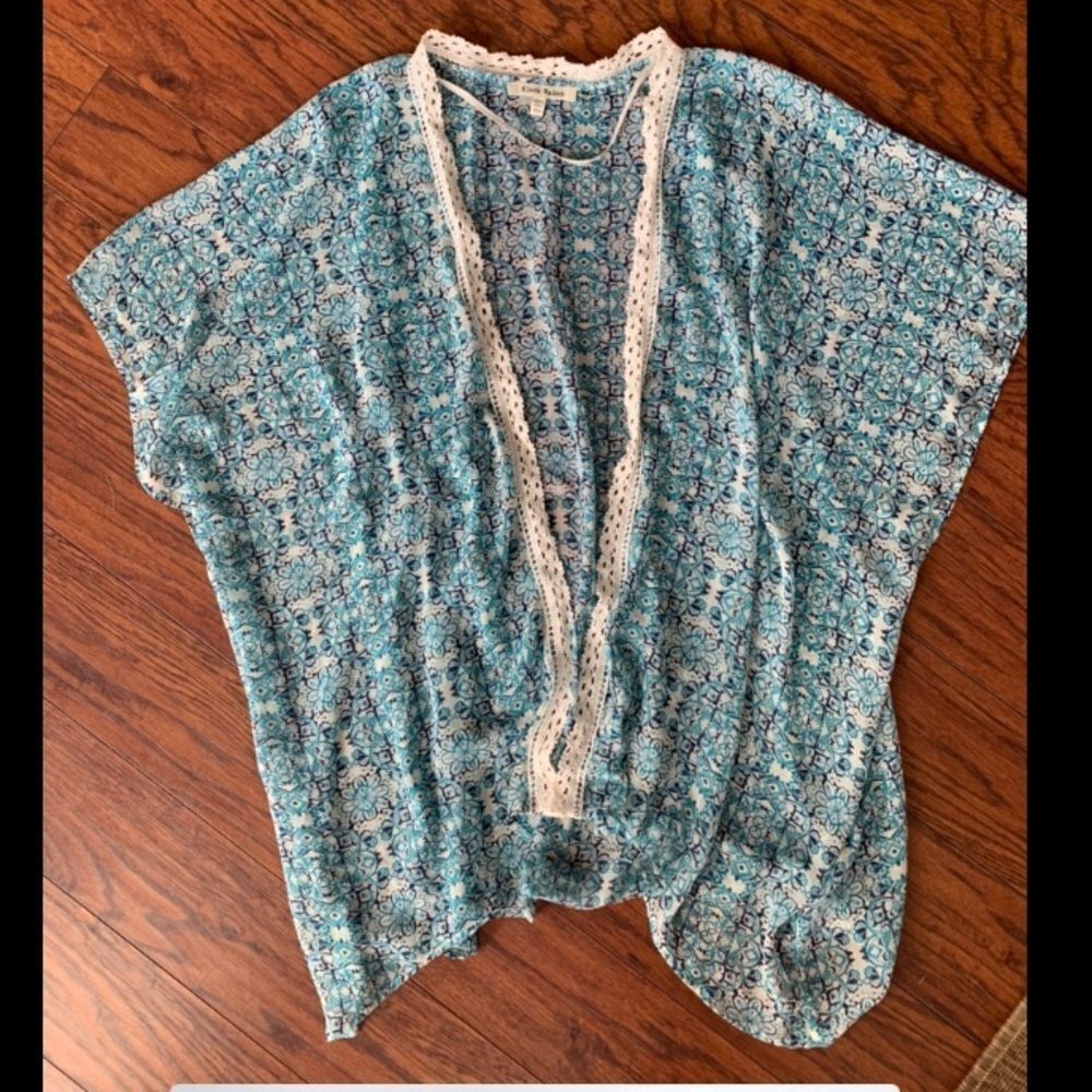 Black Rainn kimono. Size XS/ S